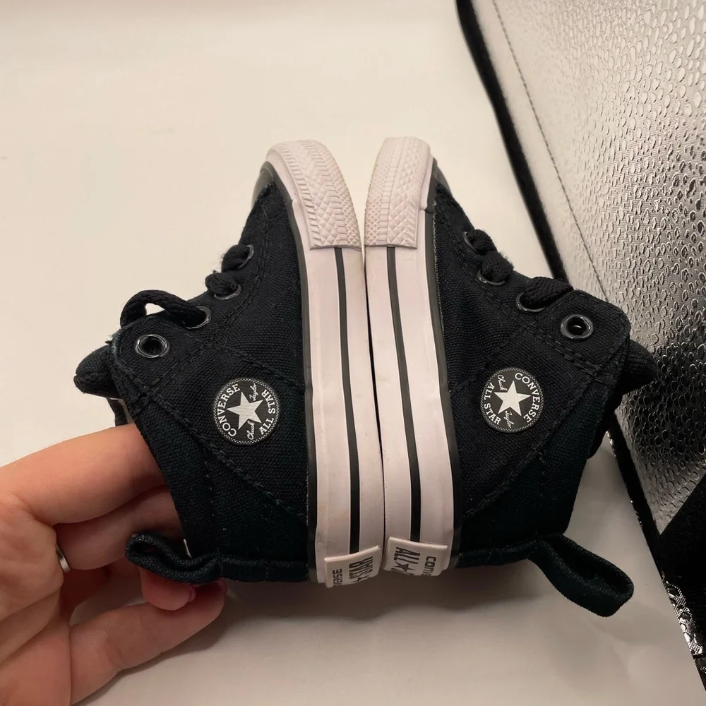 Converse Kids Black canvas hi Sneakers size 4C